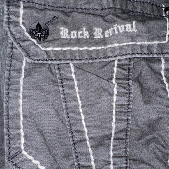 Rock Revival Mens Classic Cargo Shorts Gray Heavy White Stitch Distressed 32 23 - Picture 4 of 16